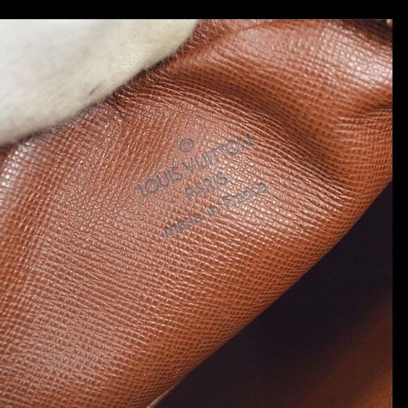 ✅AUTHENTIC✅LOUIS VUITTON DANUBE CROSSBODY BAG - Picture 10 of 16